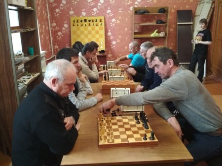Личное первенство района по шахматам среди мужчин и женщин.
