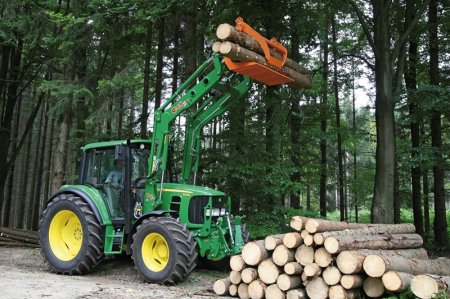 Вопросы в сфере лесных отношений и декриминализации лесной отрасли в Кировской области обсудили на окружном уровне