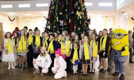 На новогодней елке в Кремле побывали  52 кировских школьника