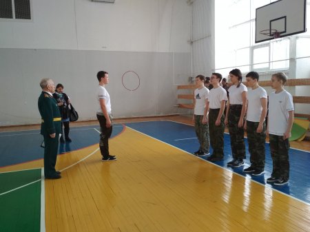 Военно- спортивная игра " Зарница"