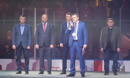 Юные хоккеисты Кирово-Чепецка приняли участие в  финальном турнире Всероссийского первенства «Золотая шайба»