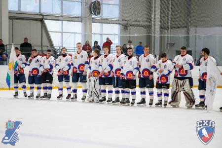 Хоккейная команда Кировской области заняла 2 место на Кубке полномочного представителя Президента РФ в ПФО