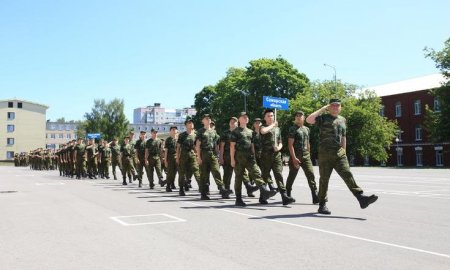 Кировские подростки приняли участие в открытии оборонно-спортивного лагеря «Гвардеец»