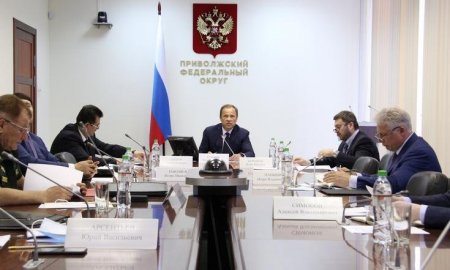 Игорь Комаров обсудил с главами регионов ПФО вопросы безопасности при проведении Общероссийского голосования 