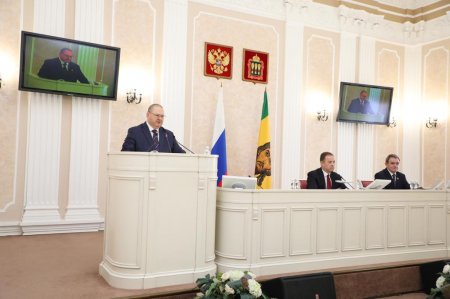 Игорь Комаров представил врио губернатора Пензенской области