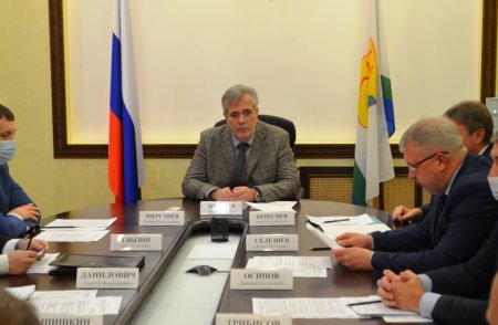 В Кирове обсудили предварительные итоги реализации программы капитального ремонта в 2021 году 