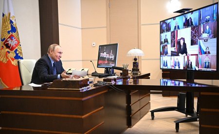 Президент Российской Федерации Владимир Путин принял участие в совещании судей судов общей юрисдикции и арбитражных судов Российской Федерации