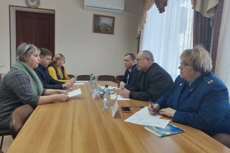 Вопросы жителей Зуевского района Кировской области  на контроле главного федерального инспектора