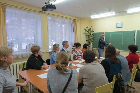 В Кировской области начала работу служба психолого-педагогической помощи семьям участников СВО