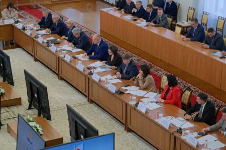 В Кирове обсудили новые законотворческие инициативы молодежных парламентов ПФО